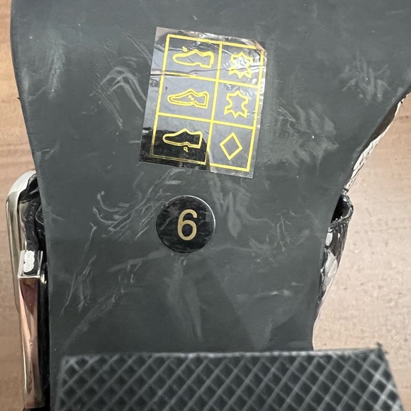 Jeffrey Campbell Buckle Ankle Boot 6 - Picture 12 of 14